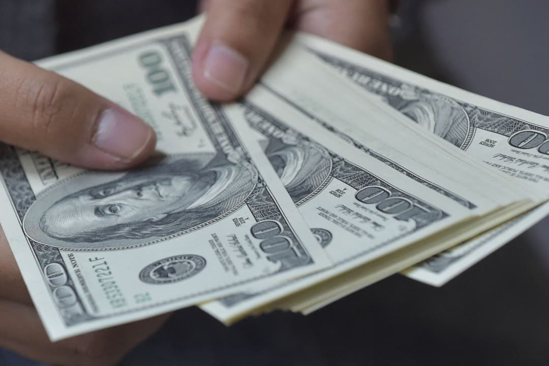 Dólar podría bajar hasta S/ 3.25 al cierre de este año, estima BBVA Research