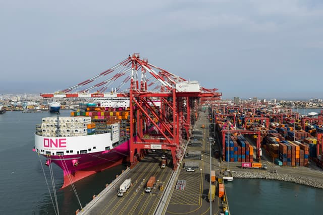 Economía peruana creció 3,2% en agosto de 2026: construcción y comercio lideraron el avance